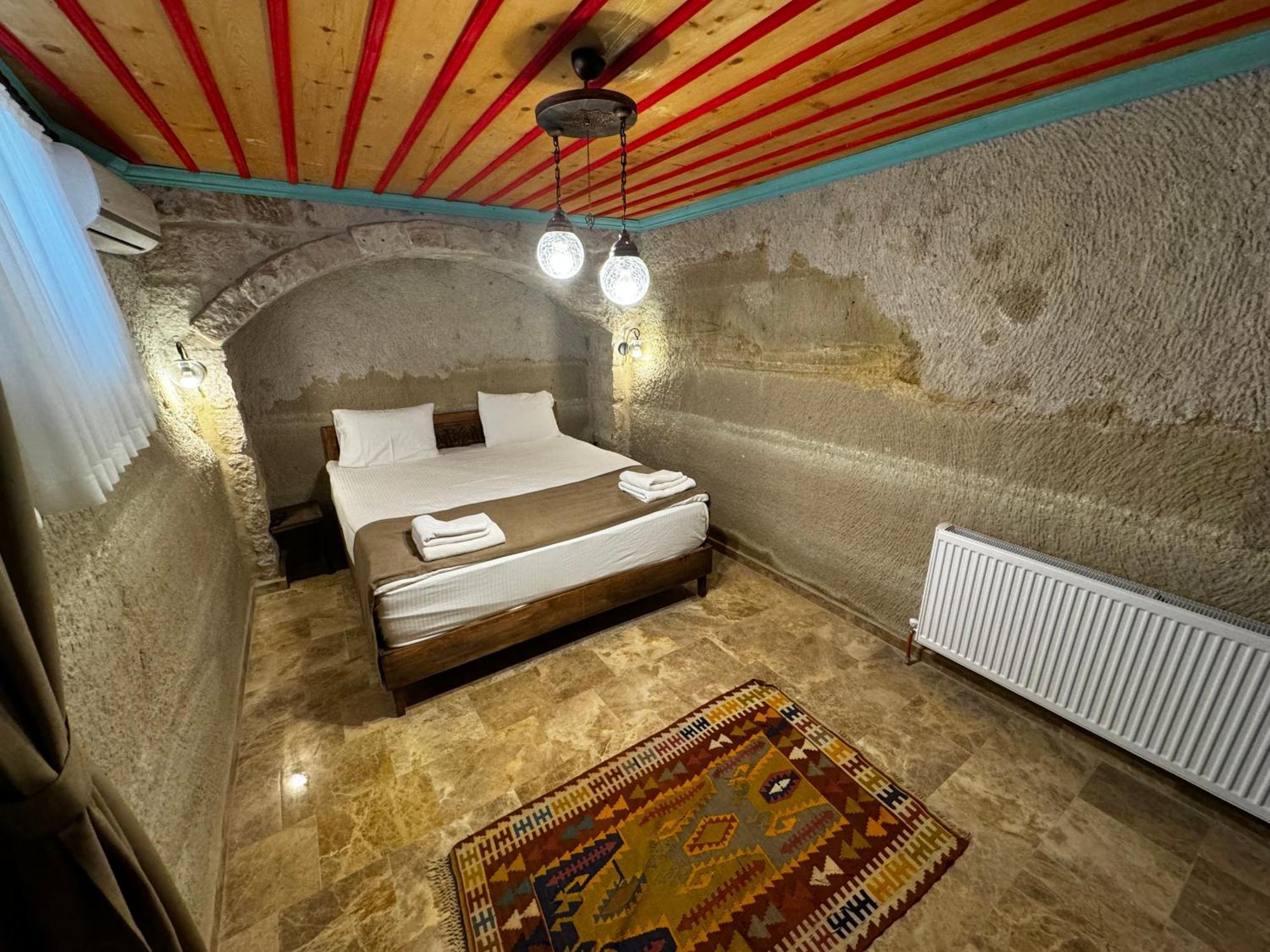 Rustic Caves Otel Göreme Dış mekan fotoğraf