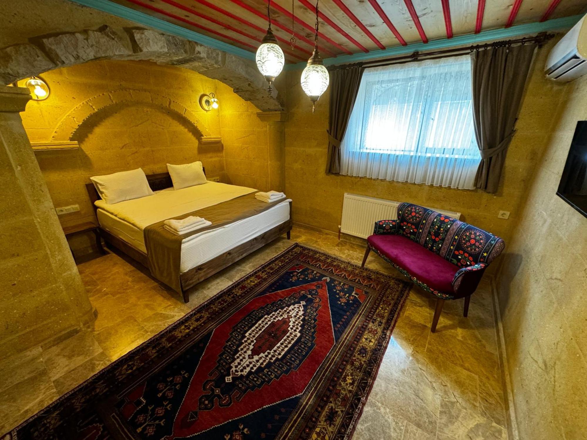 Rustic Caves Otel Göreme Dış mekan fotoğraf