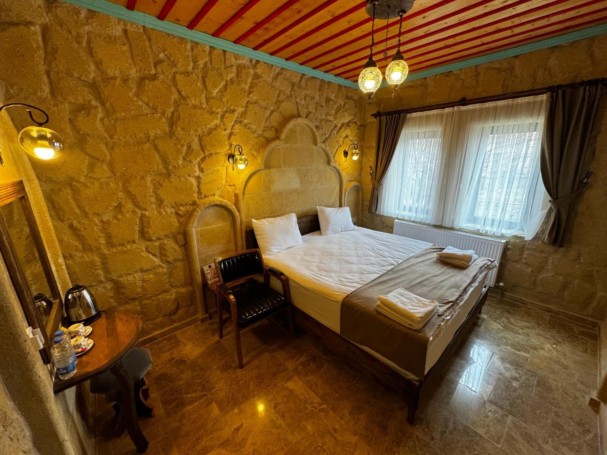 Rustic Caves Otel Göreme Dış mekan fotoğraf