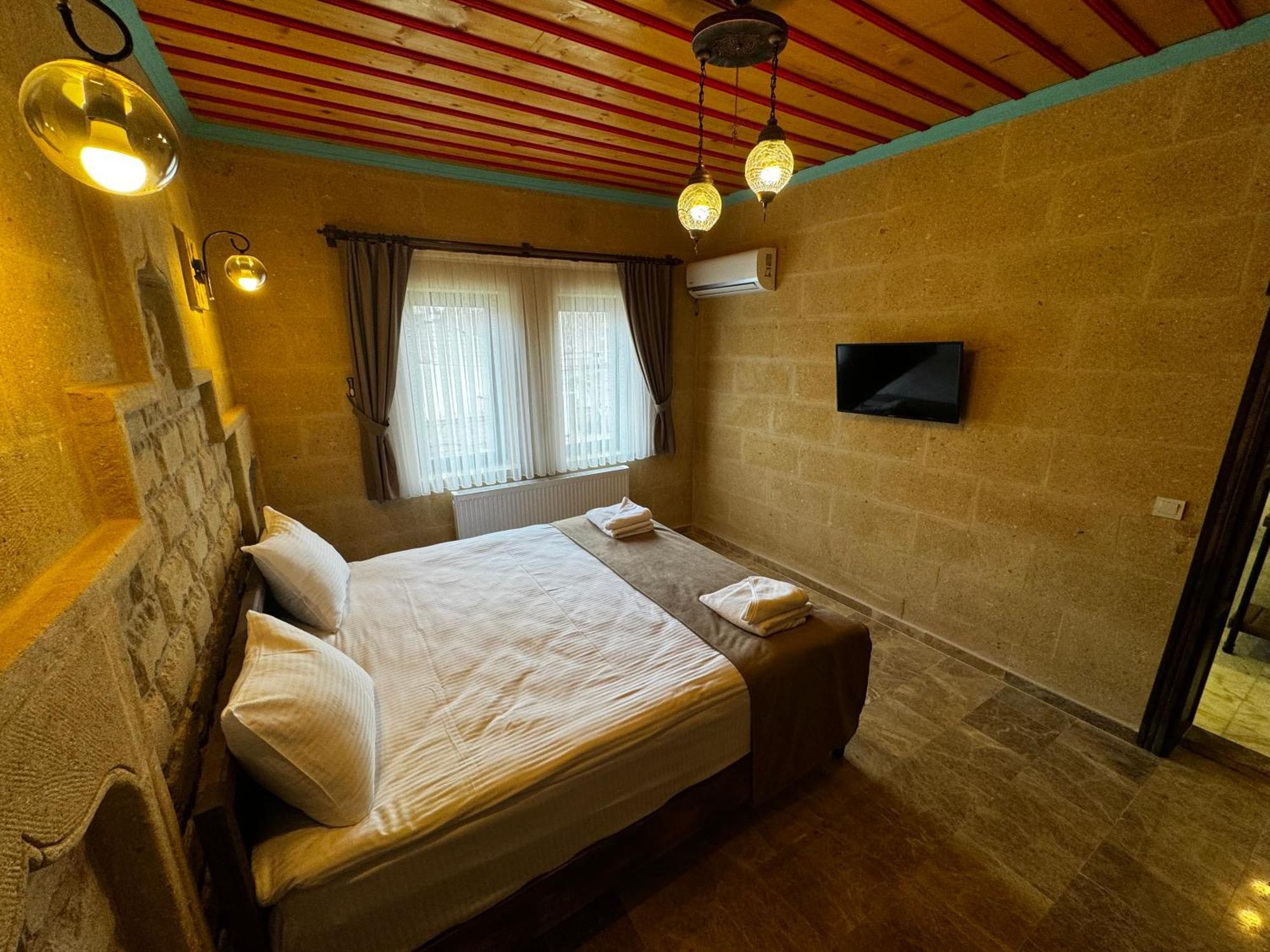 Rustic Caves Otel Göreme Dış mekan fotoğraf
